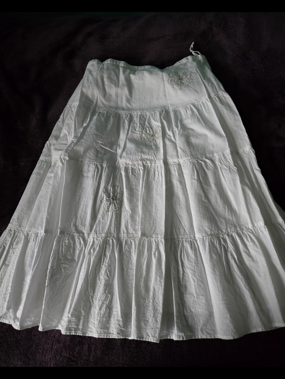 Jeanne Pierre White Tiered Maxi Skirt with Floral Embroidery 🤍